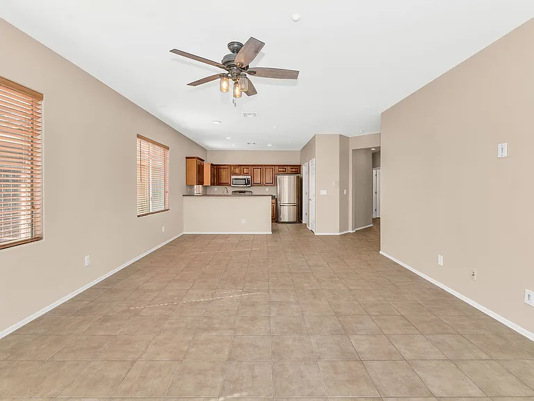 40291 N La Cantera Dr — Photo 2