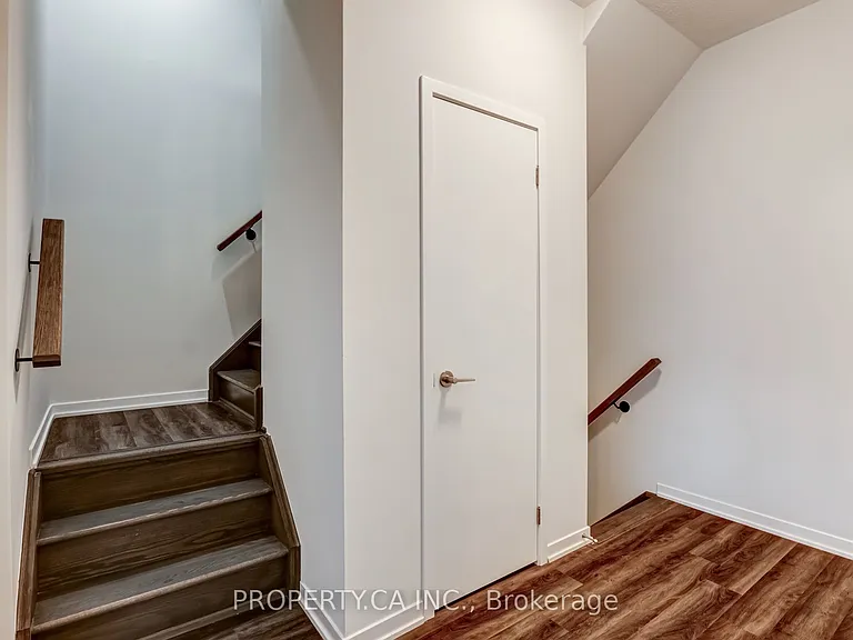 80 Honeycrisp Cres #Townhouse 377 — Photo 22