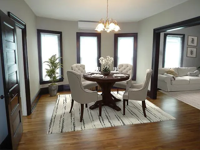 2739 Emerson Ave S — Photo 7