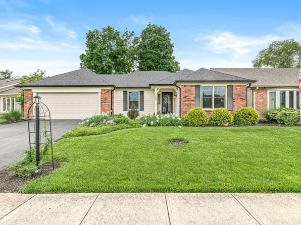 12388 Camberley Ln, Carmel, IN 46033