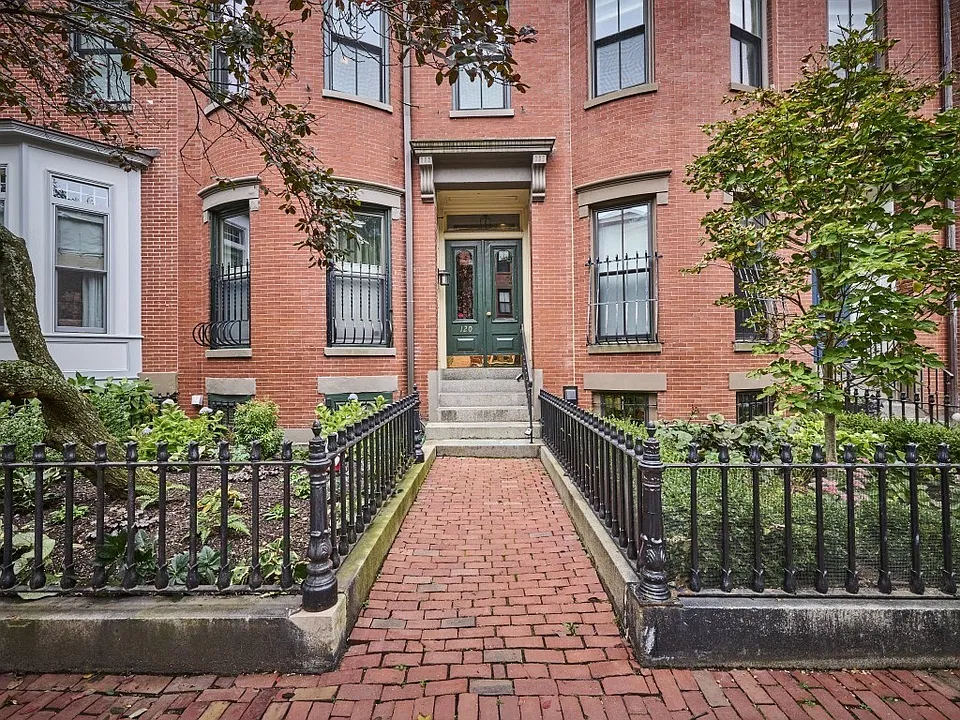 120 W Concord St #2