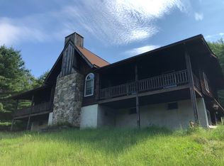 332 Mountain View Dr, Kunkletown, PA 18058