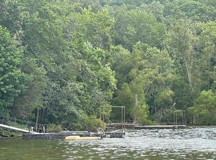 4 Oak Ridge Rd, Cadiz, KY 42211