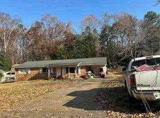 3510 Cinderella Dr, Dallas, NC 28034