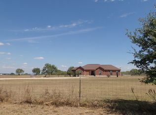 355 Miles Rd, Pleasanton, TX 78064