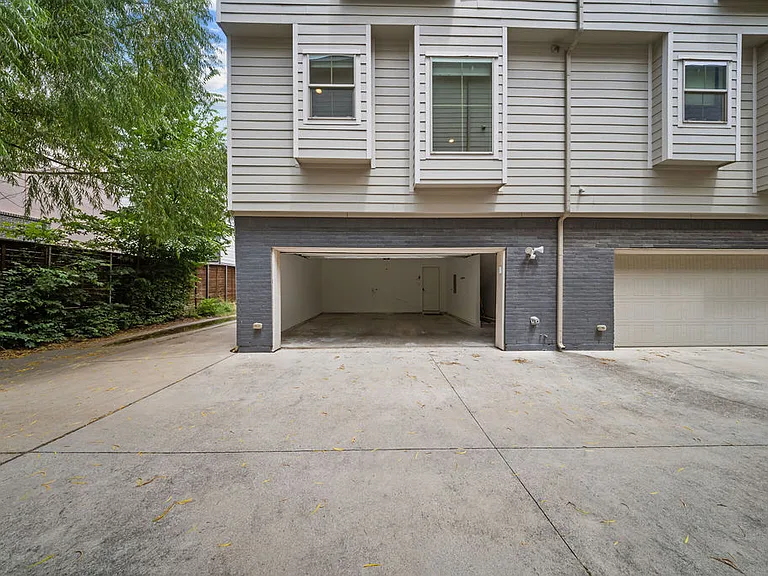 5811 Bryan Pkwy #50 — Photo 35