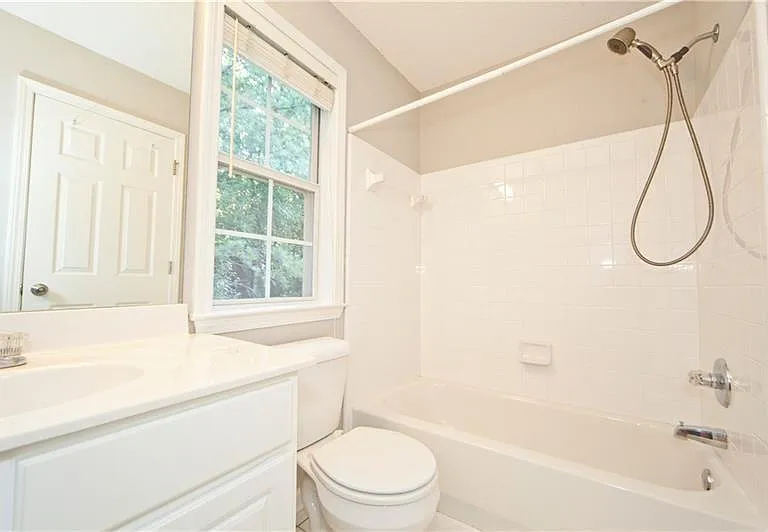 1170 Rhyne Chase SE — Photo 29