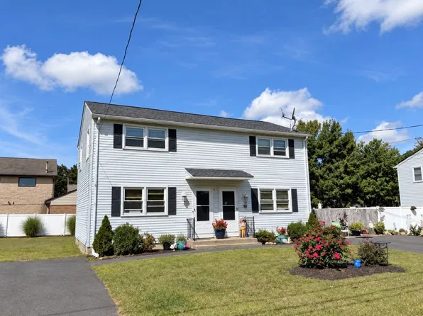16-18 Day St, Agawam, MA 01001