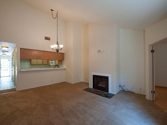 3rd image of 7630 Hollister Ave Unit 341