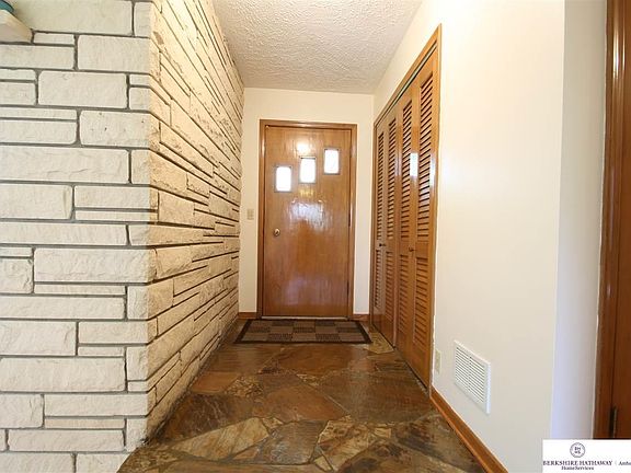 2nd image of 8505 Pinkney St