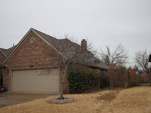 2nd image of 3122 NW Denver Ave