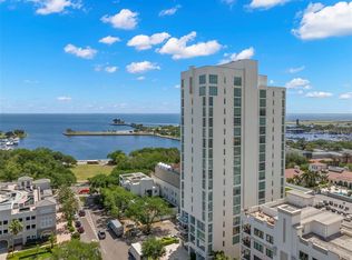 176 4th Ave NE #1102, Saint Petersburg, FL 33701