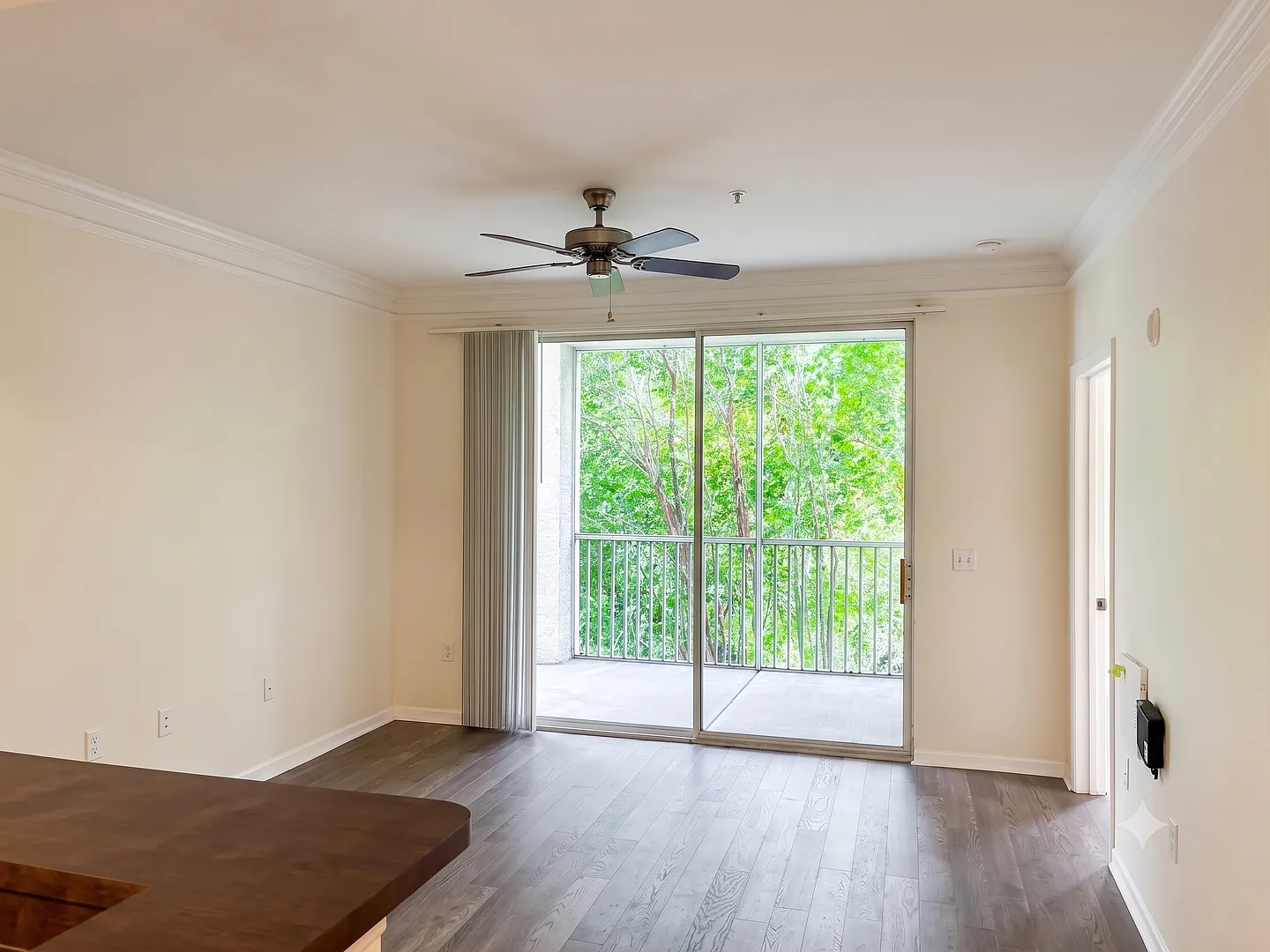 Beautiful 1 Bed / 1 Bath Condo in Gated Community | Resort-Style Amenities | Minutes from Disney! — Photo 3
