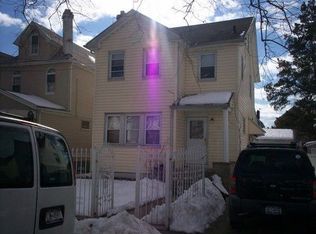 9042 201st St, Hollis, NY 11423