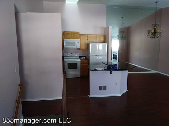 2nd image of 38957 Country Cir #1