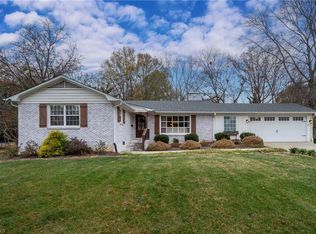 2460 Greenwich Rd, Winston Salem, NC 27104