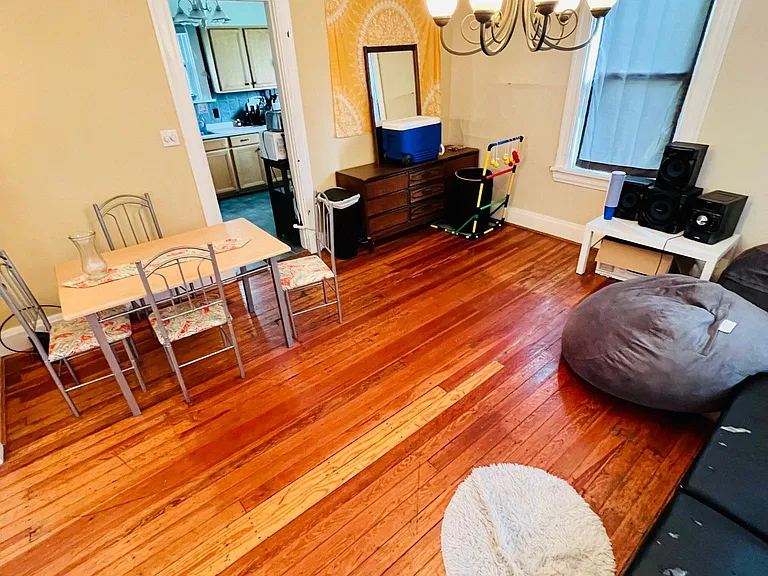 3828 Regent Ave — Photo 6