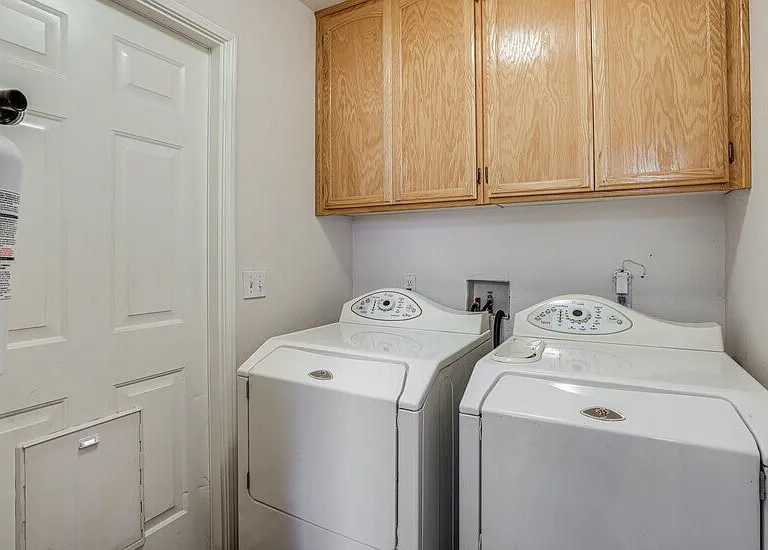 8523 Barberry Ave — Photo 19