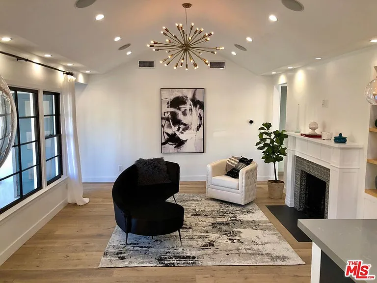 4217 Irvine Ave — Photo 7