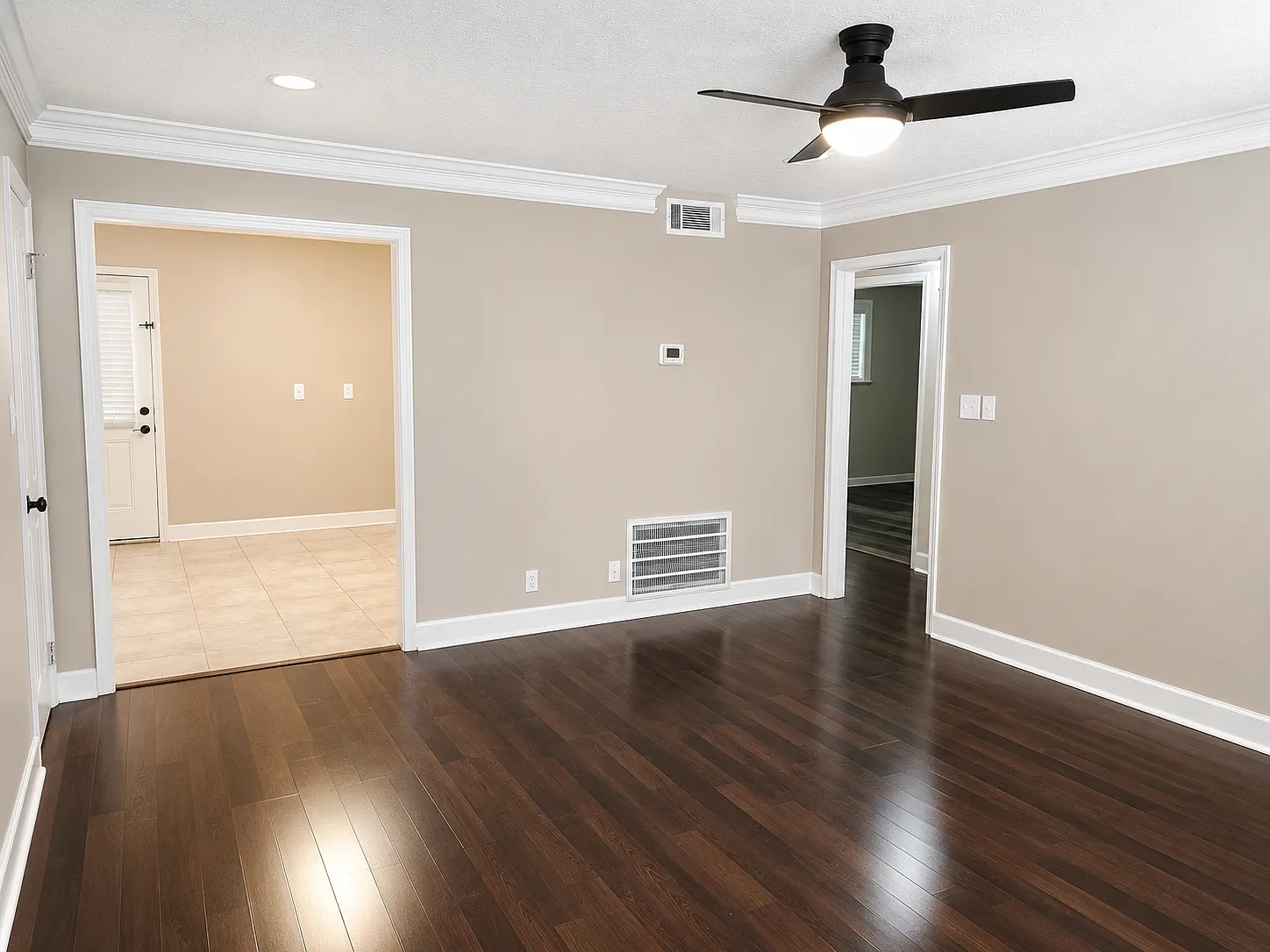2 bed, 986 sqft, $1,500 — Photo 3