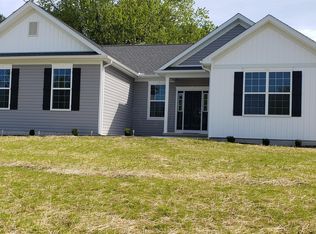 585 Marquette Dr NE, Lancaster, OH 43130