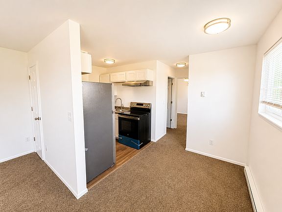 4th image of 18 Beth Ln APT 1