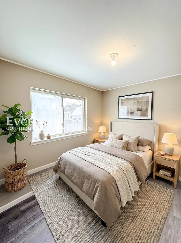 3 bed, 1.0 bath, 888 sqft, $1,495 — Photo 3