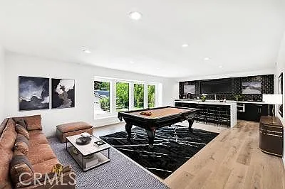 18340 Sandringham Ct — Photo 5