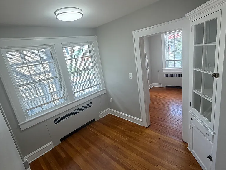 142 N Washington St #3 — Photo 6