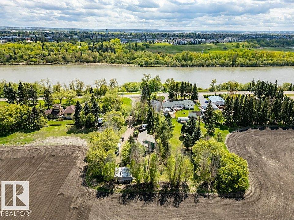1st image of 55000 Lamoureux Dr #38