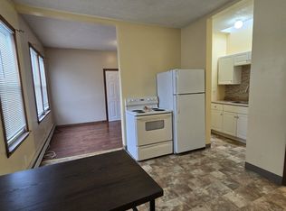 27 Pleasant St #D, Enfield, CT 06082