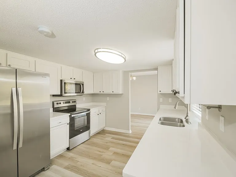 4336 Country Club Blvd — Photo 5