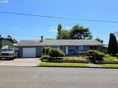 1035 Pacific Ave, Coos Bay, OR, 97420