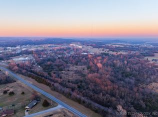 12 E 151st St S, Coweta, OK 74429