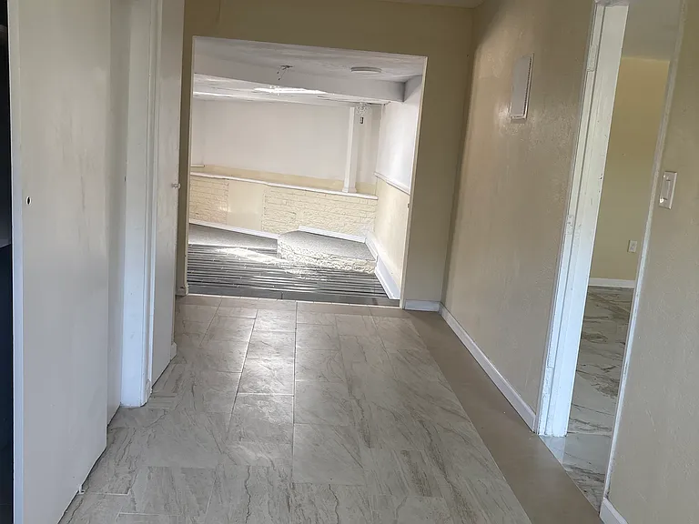 10024 Greenacres Dr #A — Photo 2