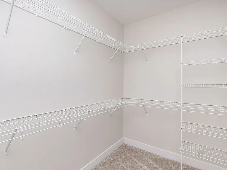 5901 NE Sherman Dr — Photo 15