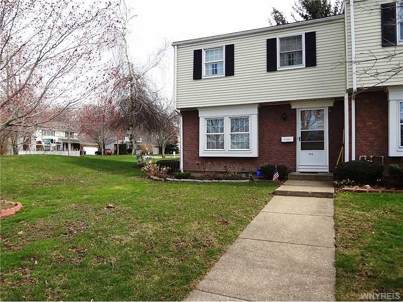 1st image of 160 Holiday Ln