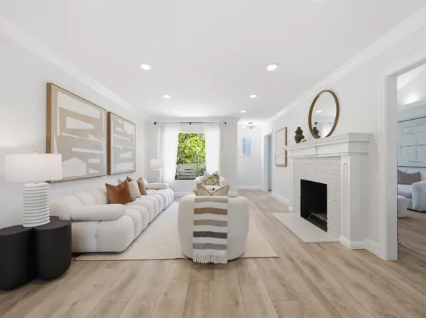 300 De Anza Ave, San Carlos, CA 94070