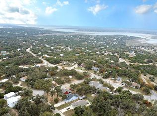 1062 Mountain View Dr, Canyon Lake, TX 78133