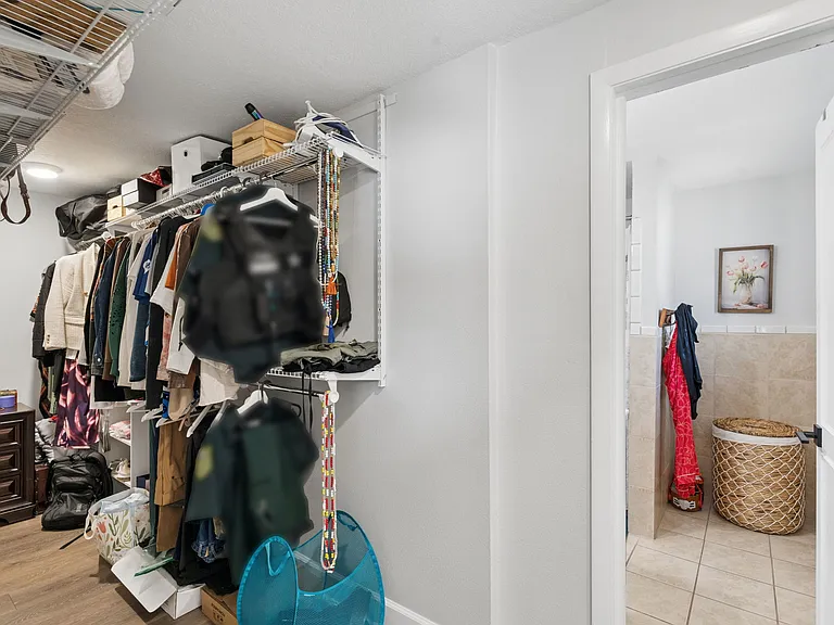 273 Avalon Rd — Photo 16
