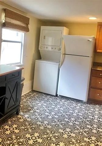 1 bed, 1.0 bath, 850 sqft, $1,700 — Photo 3