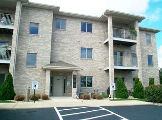 254 Fairview Cir, Waunakee, WI 53597