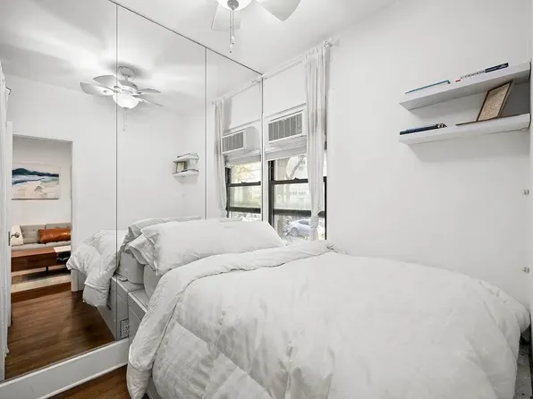 126 East 30th Street image 4 of 7