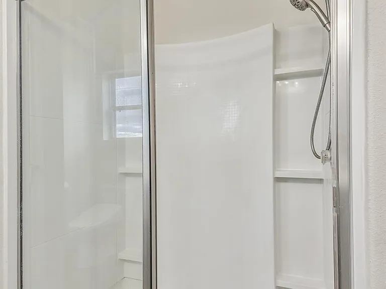 5047 Royal Amber Ln — Photo 33