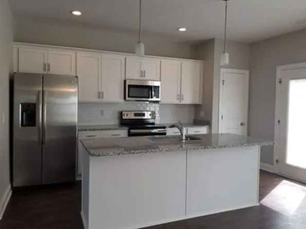 820 General Westmoreland Ct, Murfreesboro, TN 37129