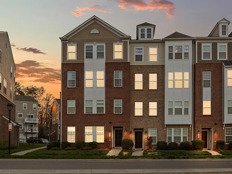 4222 Bon Secours Pkwy #B — Photo 37