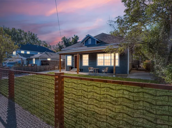 728 Melba St, Dallas, TX 75208