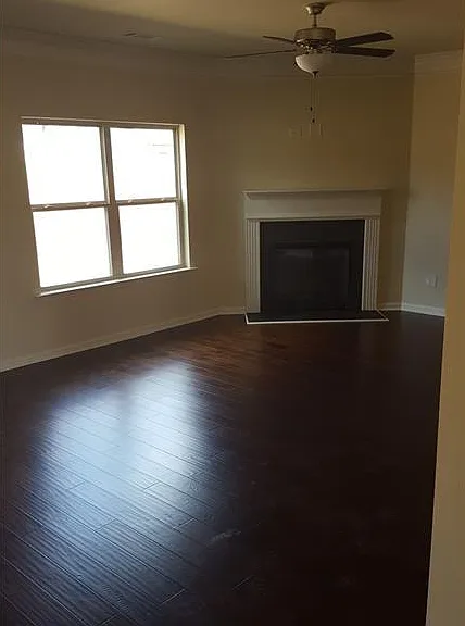2151 Village Trail Ct — Photo 3