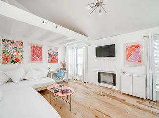 1000 W 26th St APT 208, Austin, TX 78705