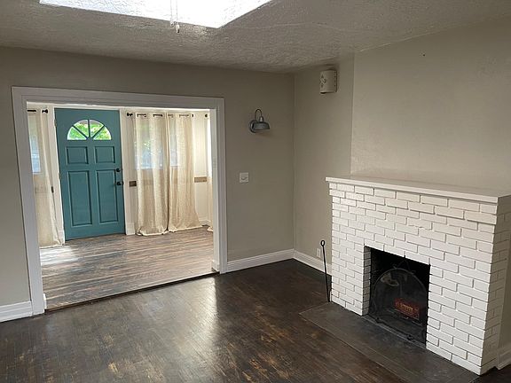 3rd image of 1609 Silver Ave SE APT A